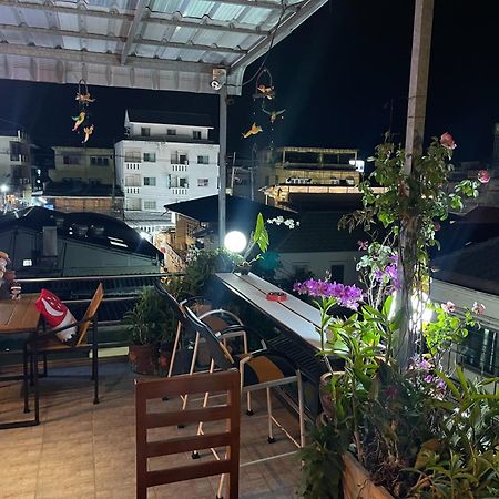 Jenny Hostel Huahin Exteriör bild
