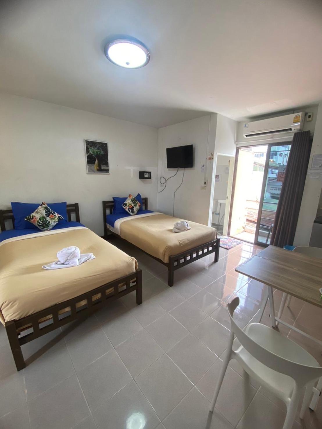 Jenny Hostel Huahin Exteriör bild