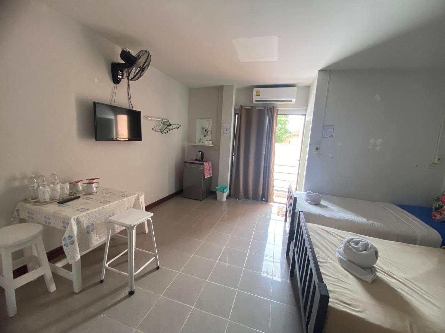 Jenny Hostel Huahin Exteriör bild
