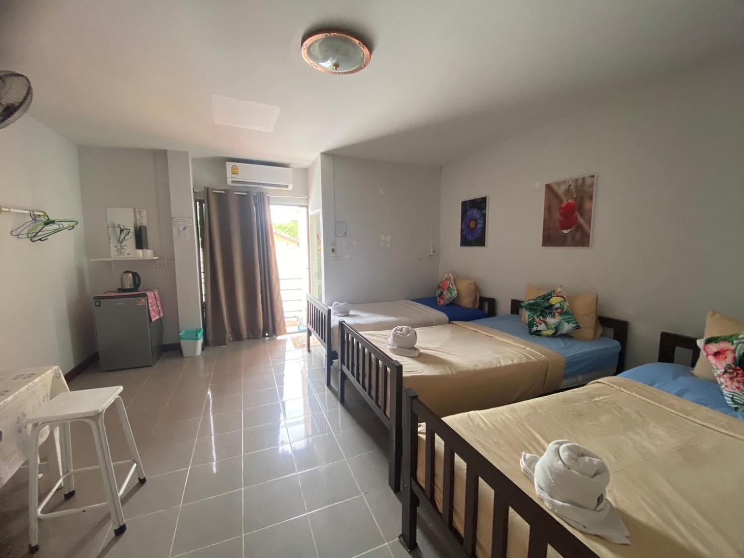Jenny Hostel Huahin Exteriör bild