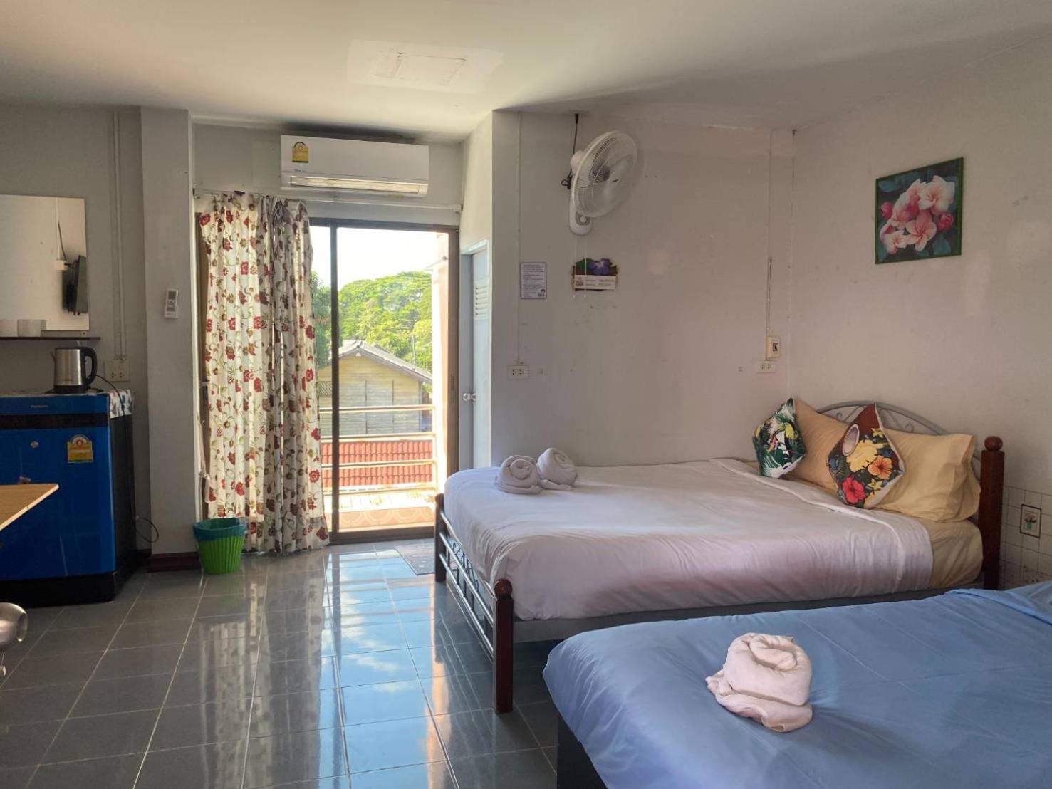 Jenny Hostel Huahin Exteriör bild