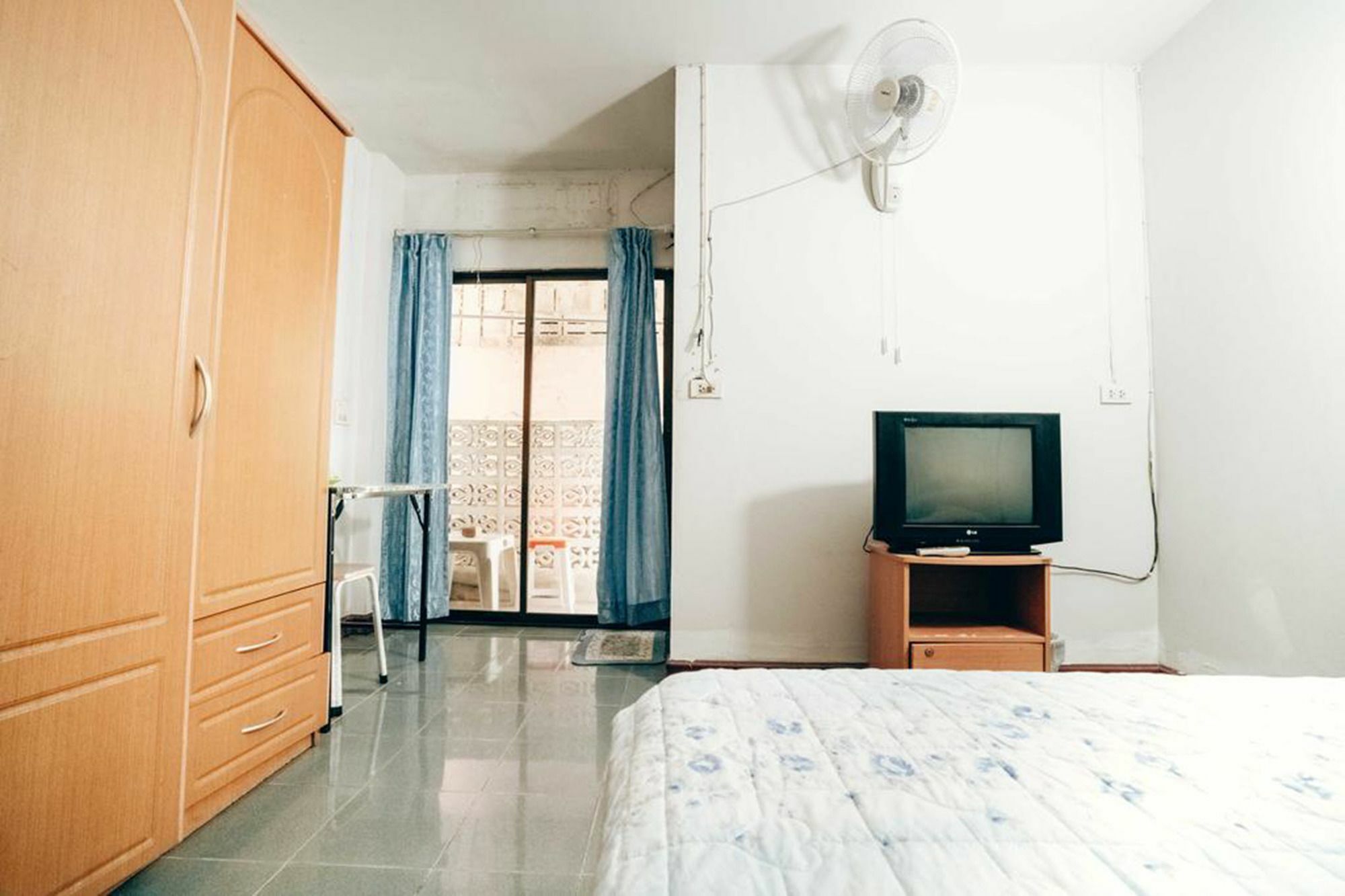 Jenny Hostel Huahin Exteriör bild