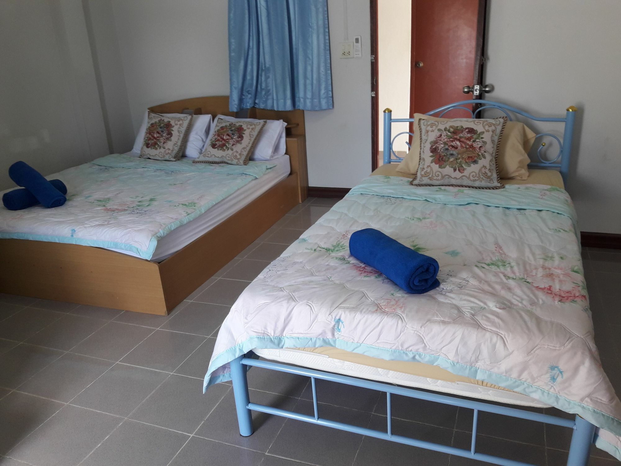 Jenny Hostel Huahin Exteriör bild