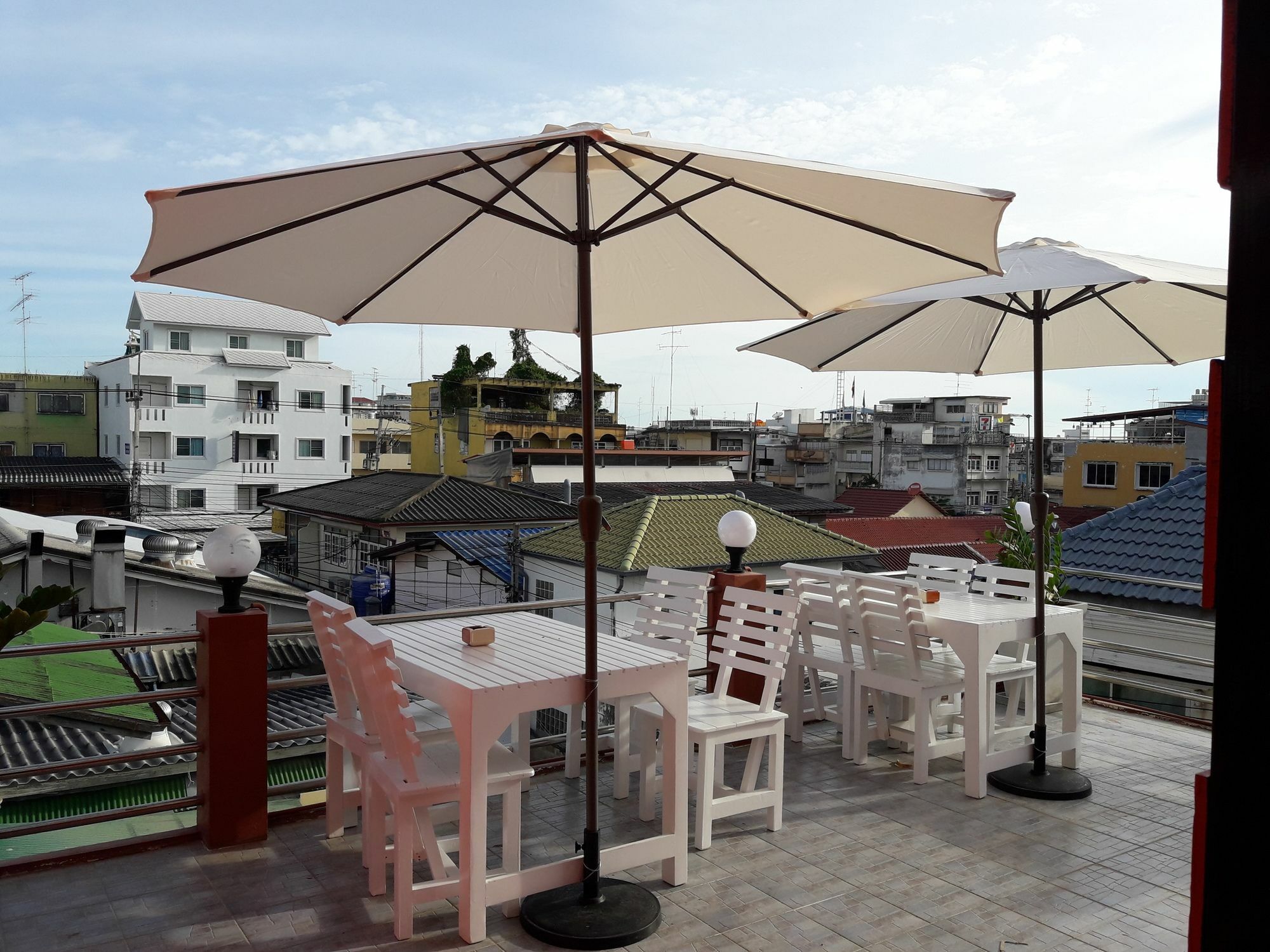 Jenny Hostel Huahin Exteriör bild